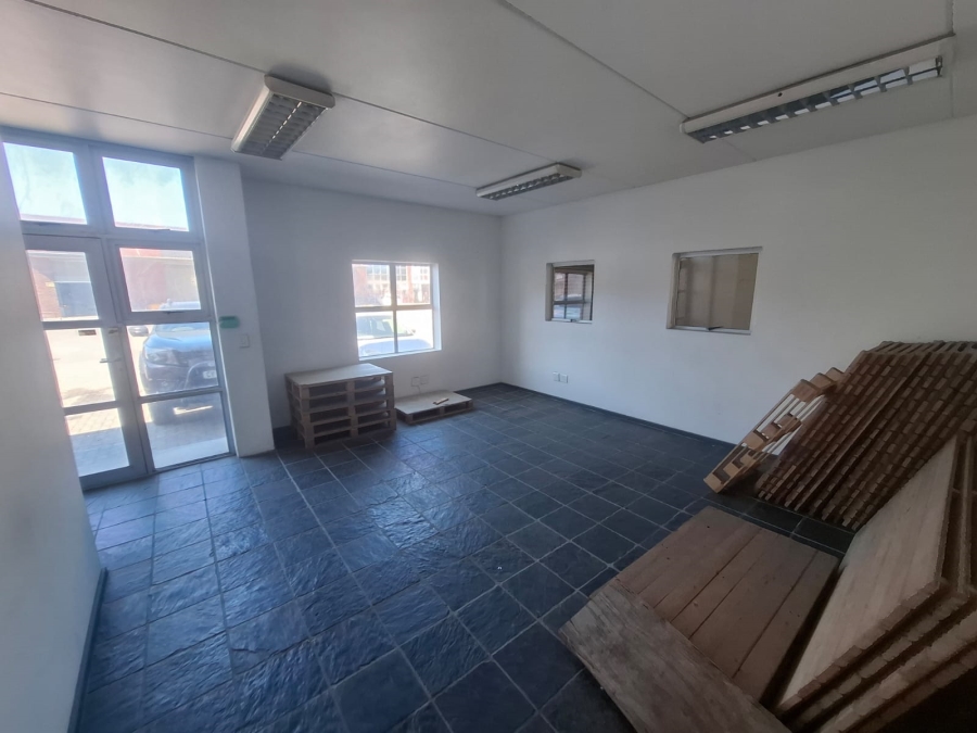 To Let Commercial Property for Rent in Stikland Industrial Western Cape